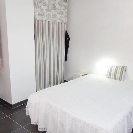 Awesome Apartment In Sauvian With Wifi المظهر الخارجي الصورة
